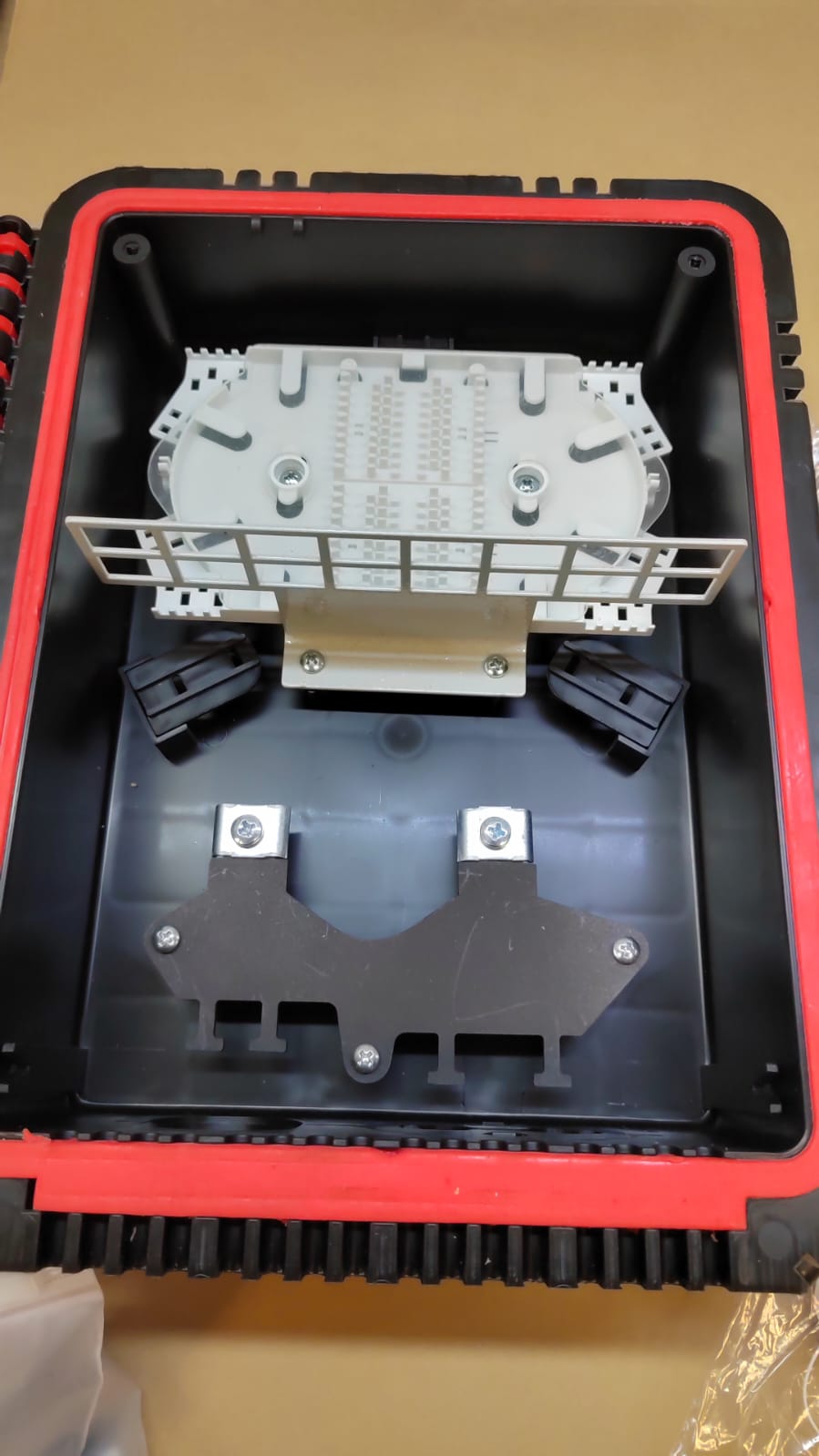 Оптическая кросс-муфта ОКМ-3223-32SC-M-4К18/2PLC